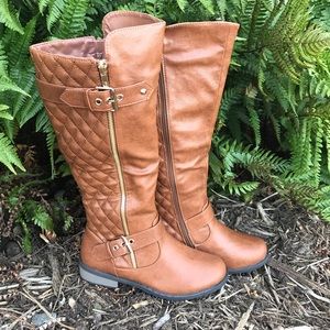 🥳Host Pick🥳 Tan Knee High Combat Boots